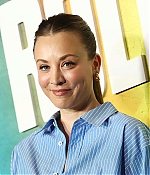 Kaley Cuoco Web