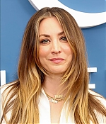 Kaley Cuoco Web