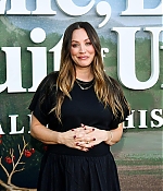 Kaley Cuoco Web